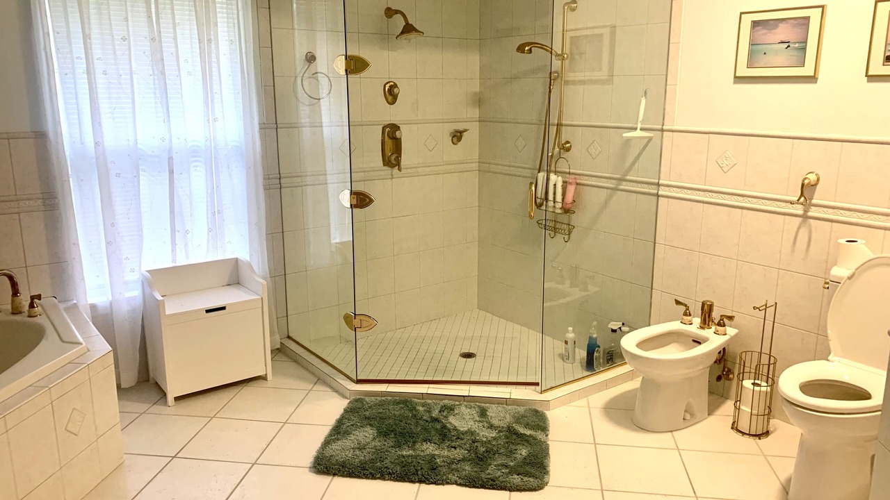 Photo of Bathroom in South Beach