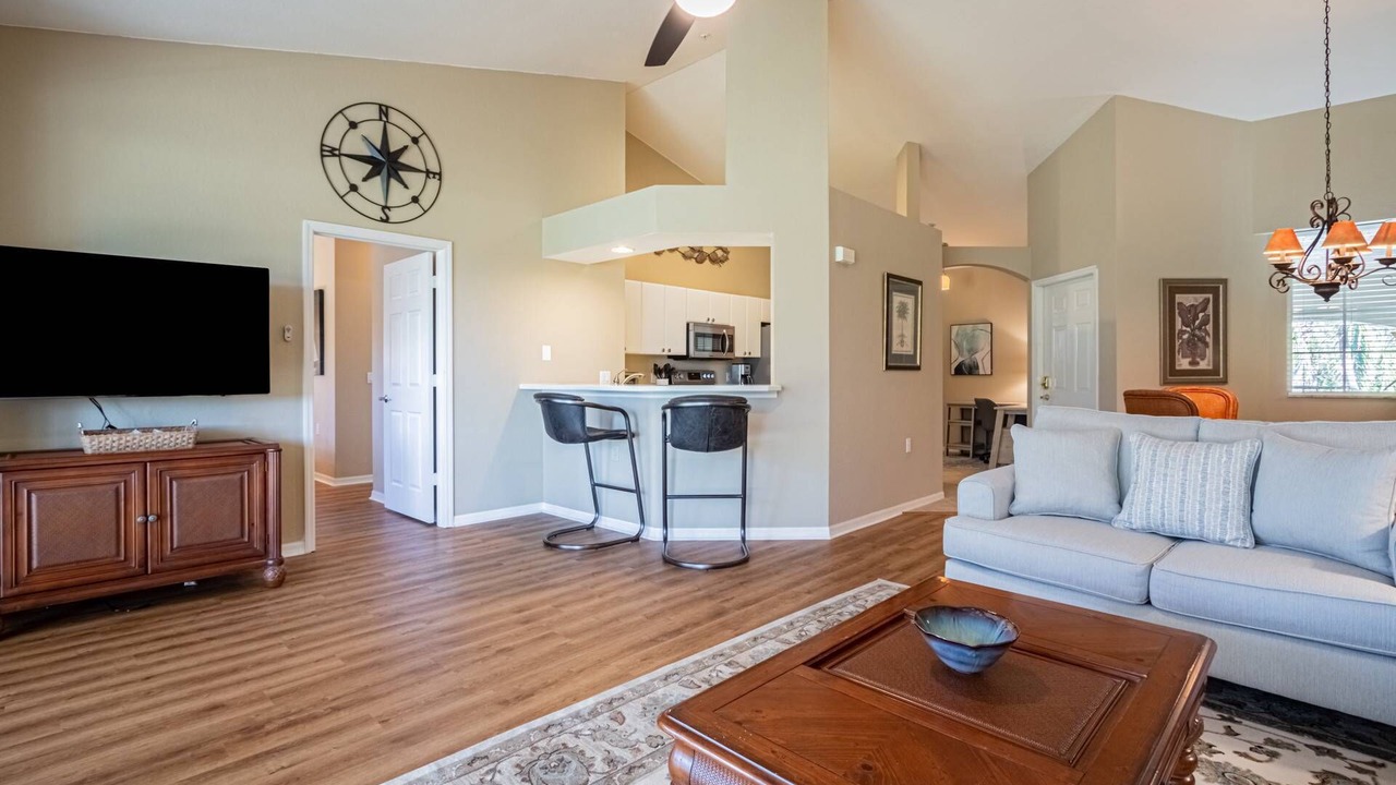 Photo of Livingroom in Flamingo Fairways