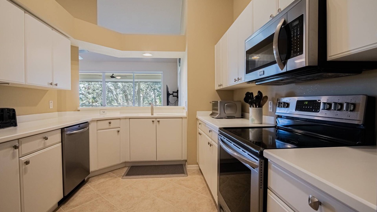 Photo of Kitchen in Flamingo Fairways