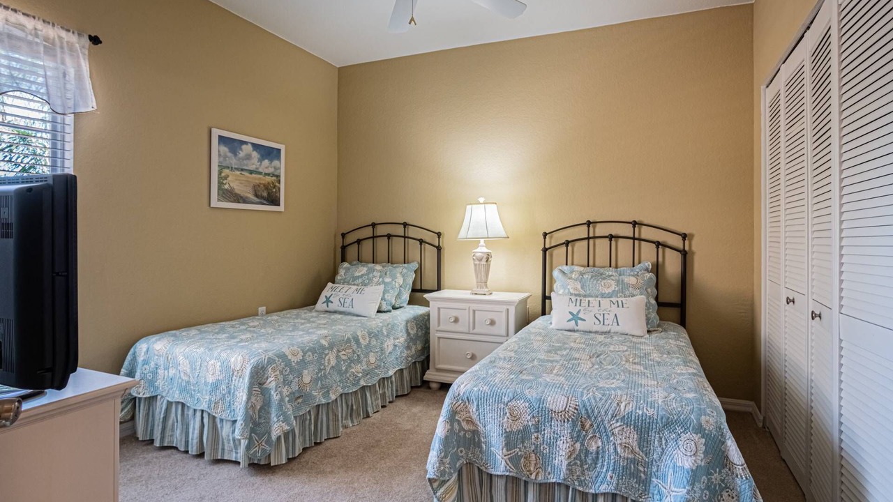 Photo of Bedroom in Flamingo Fairways