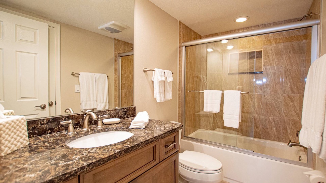 Photo of Bathroom in Wesley Chapel