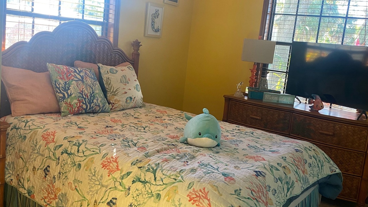 Photo of Bedroom in Sunnyland Beach