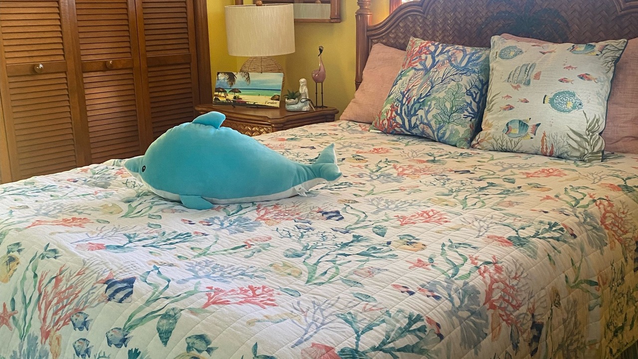 Photo of Bedroom in Sunnyland Beach