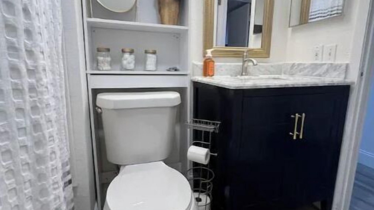 Photo of Bathroom in Bithlo