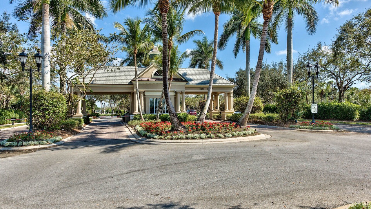 Photo of Outdoor in Naples