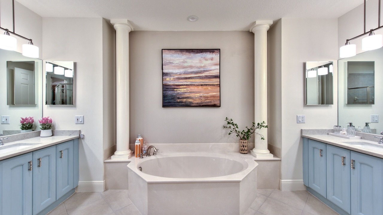 Photo of Bathroom in Naples