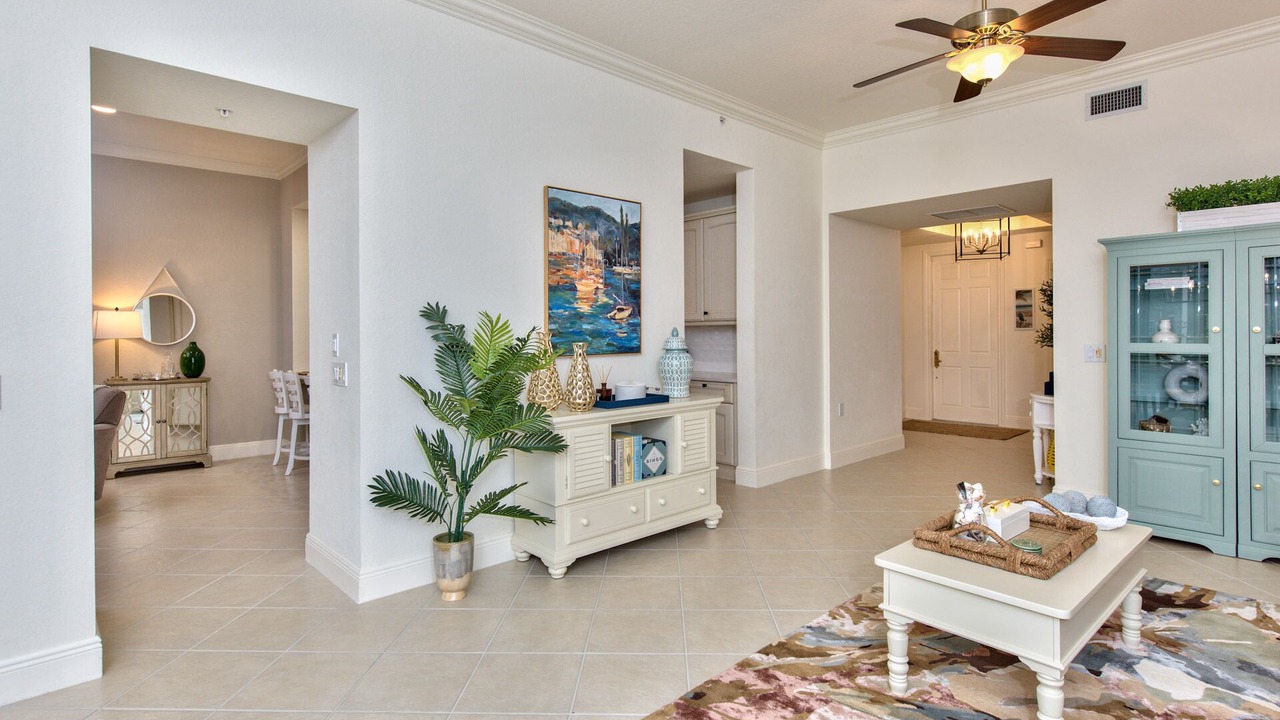 Photo of Livingroom in Naples