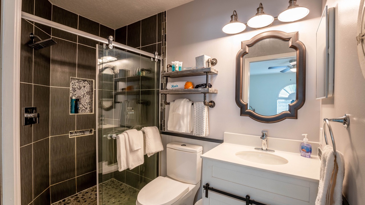 Photo of Bathroom in Sebastian Highlands