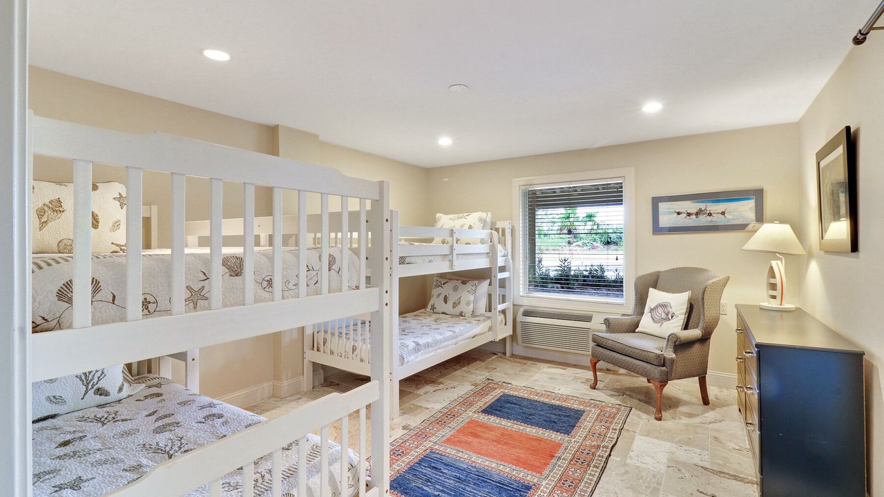 Photo of Bedroom in Sea Pines