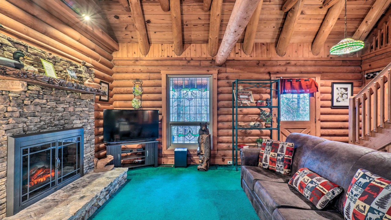 Photo of Livingroom in Gatlinburg