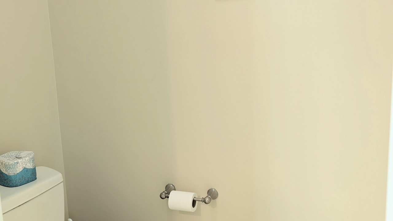 Photo of Bathroom in Melrose on the Beach