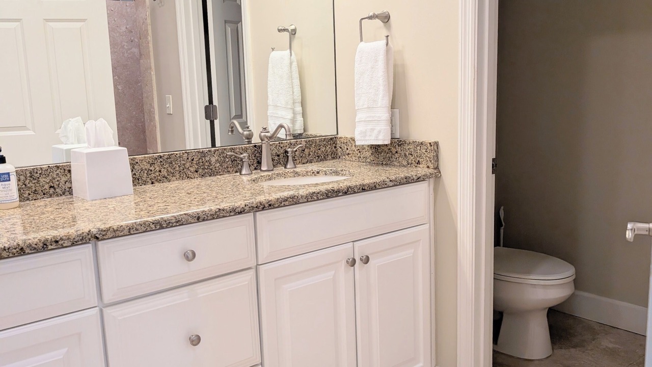 Photo of Bathroom in Melrose on the Beach
