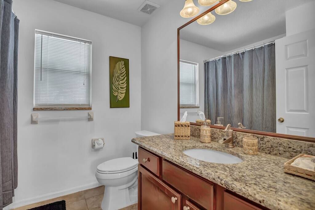 Photo of Bathroom in Florida Ridge