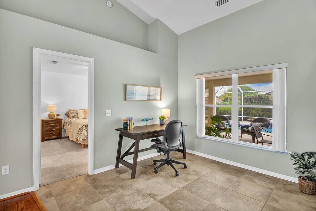 Photo of Others in Florida Ridge