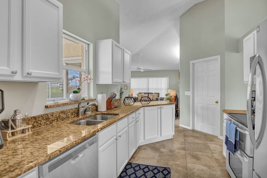 Photo of Kitchen in Florida Ridge