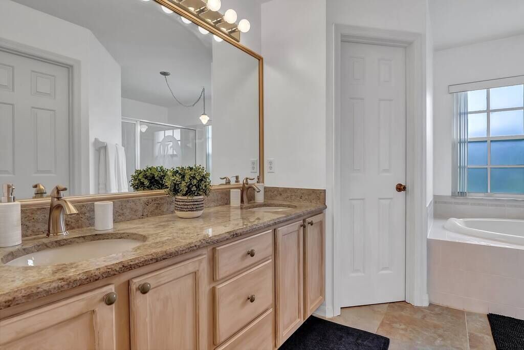 Photo of Bathroom in Florida Ridge