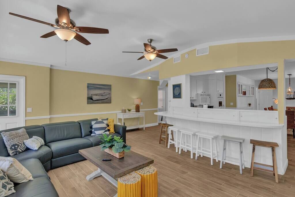 Photo of Livingroom in Vero Beach South