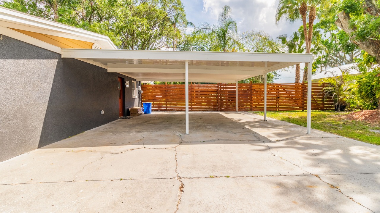 Photo of Outdoor in Plant City