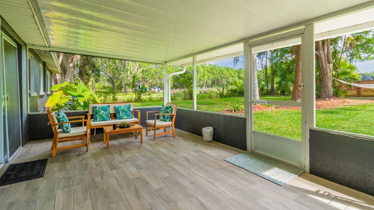 Photo of Patio Balcony in Plant City
