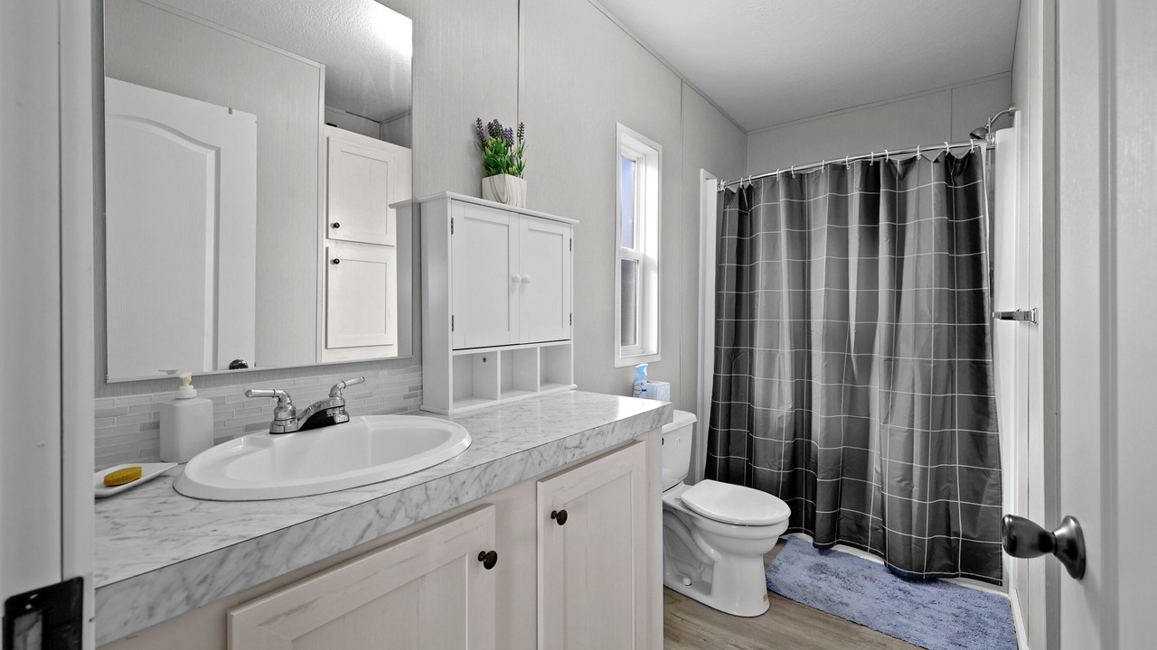Photo of Bathroom in Naples