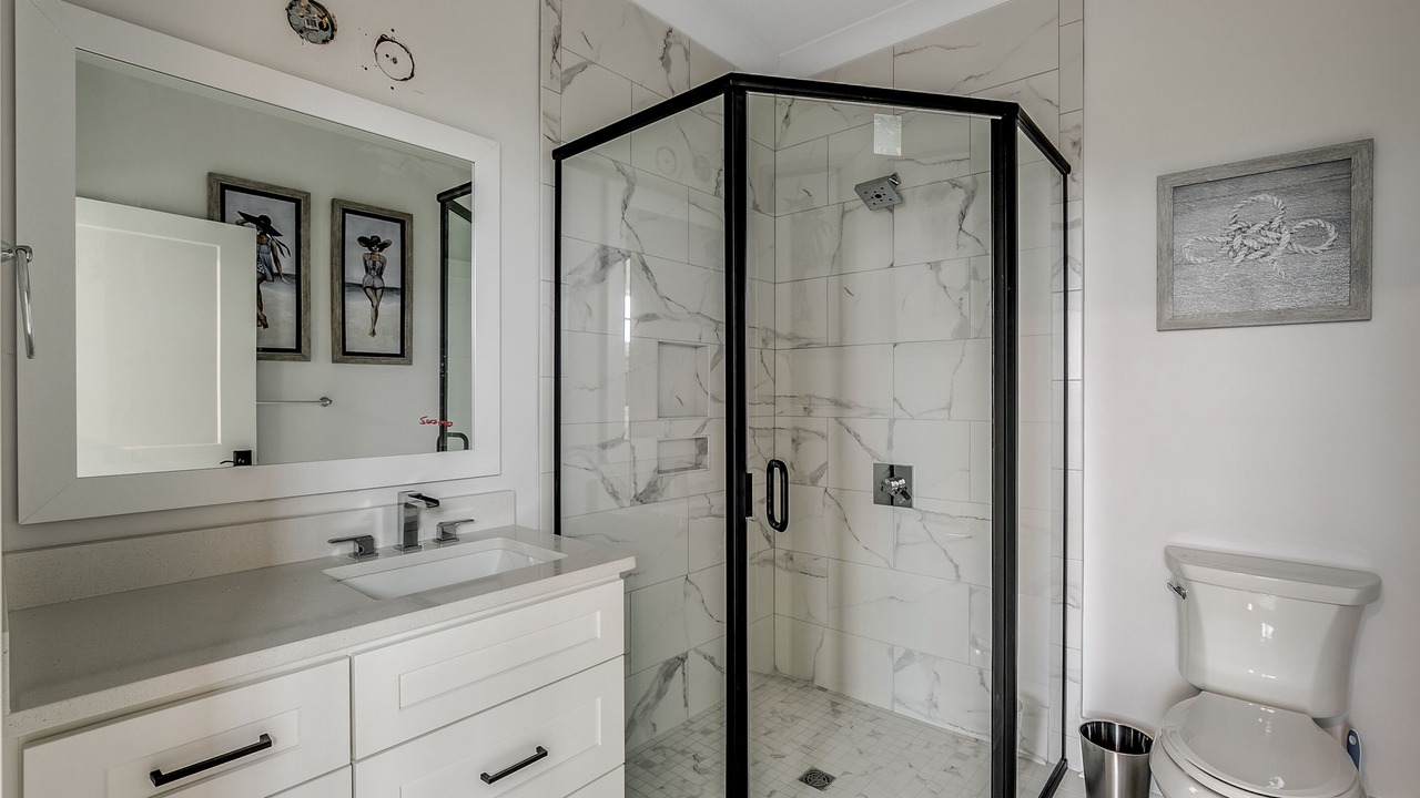 Photo of Bathroom in Inlet Harbour