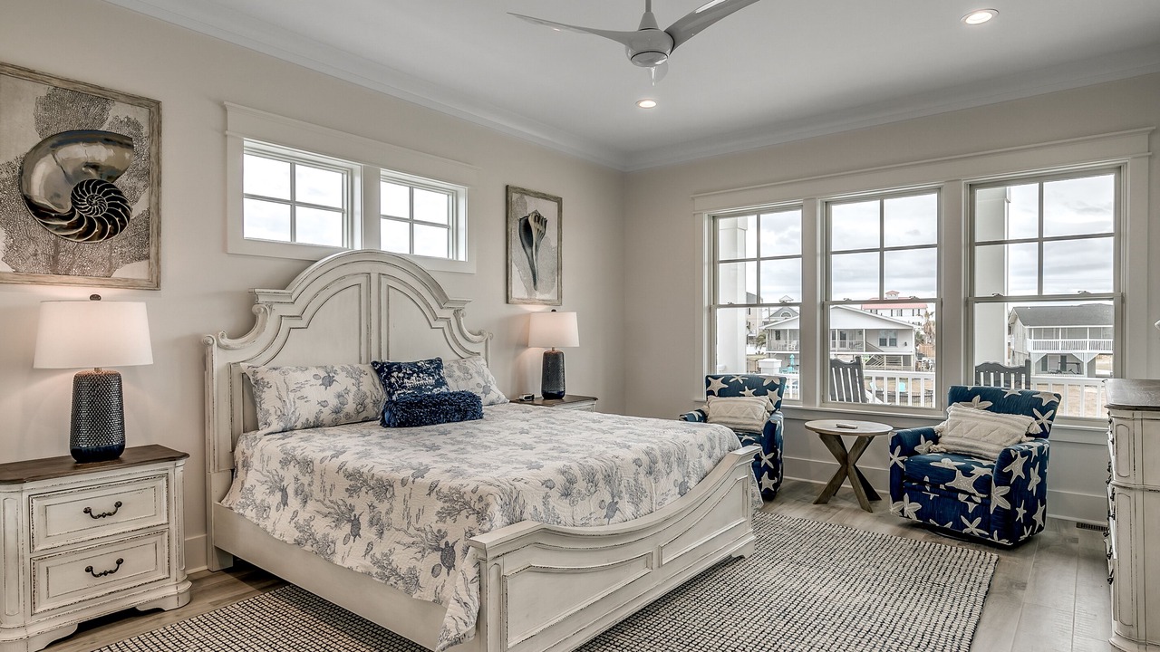 Photo of Bedroom in Inlet Harbour