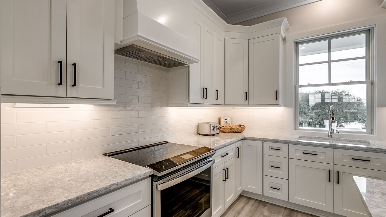 Photo of Kitchen in Inlet Harbour