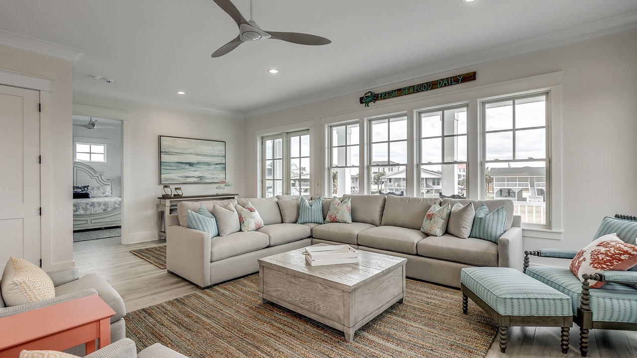 Photo of Livingroom in Inlet Harbour