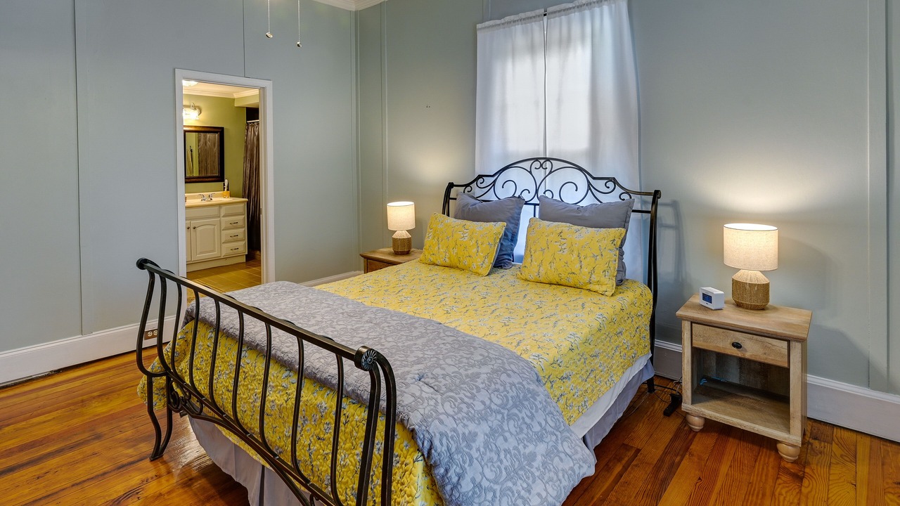 Photo of Bedroom in Anderson
