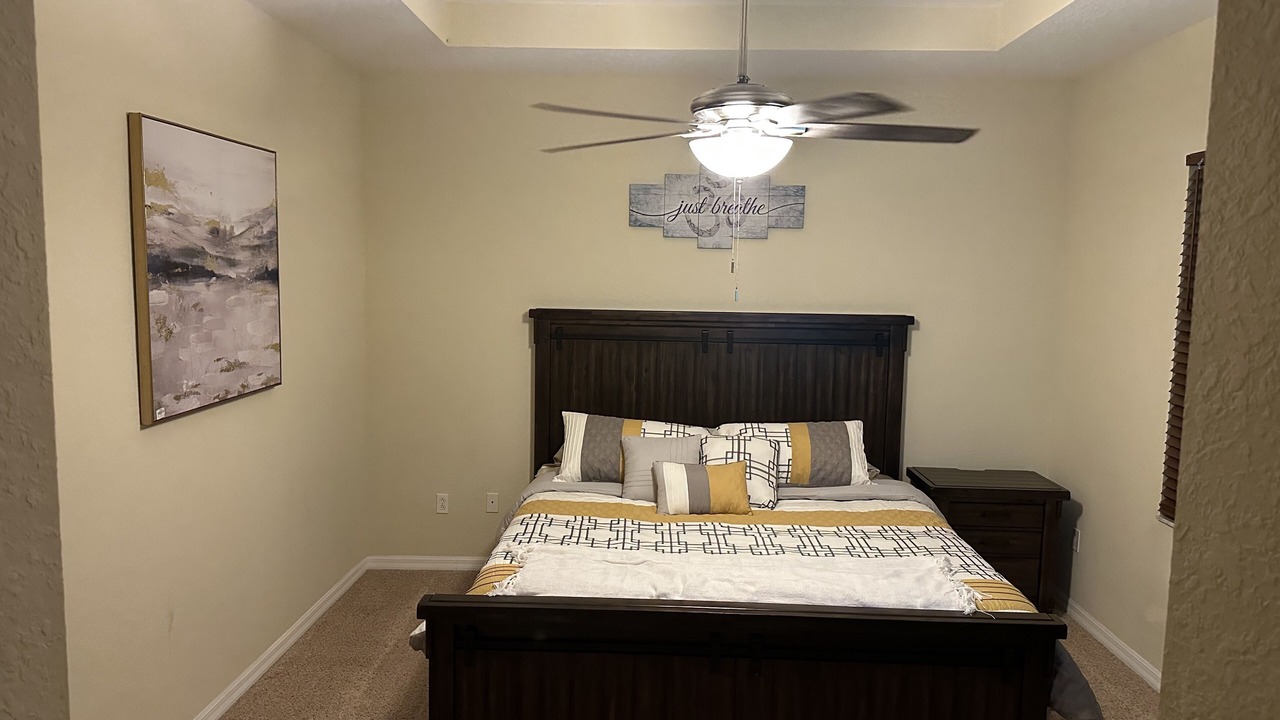 Photo of Bedroom in Fedhaven