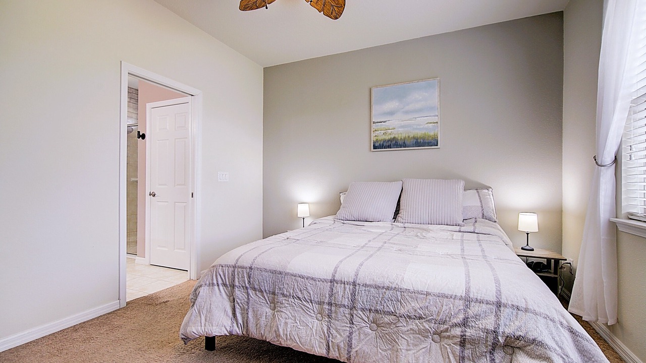 Photo of Bedroom in Riverview
