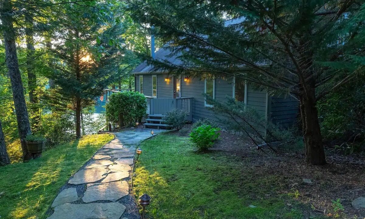 Photo of Patio Balcony in Tuckasegee