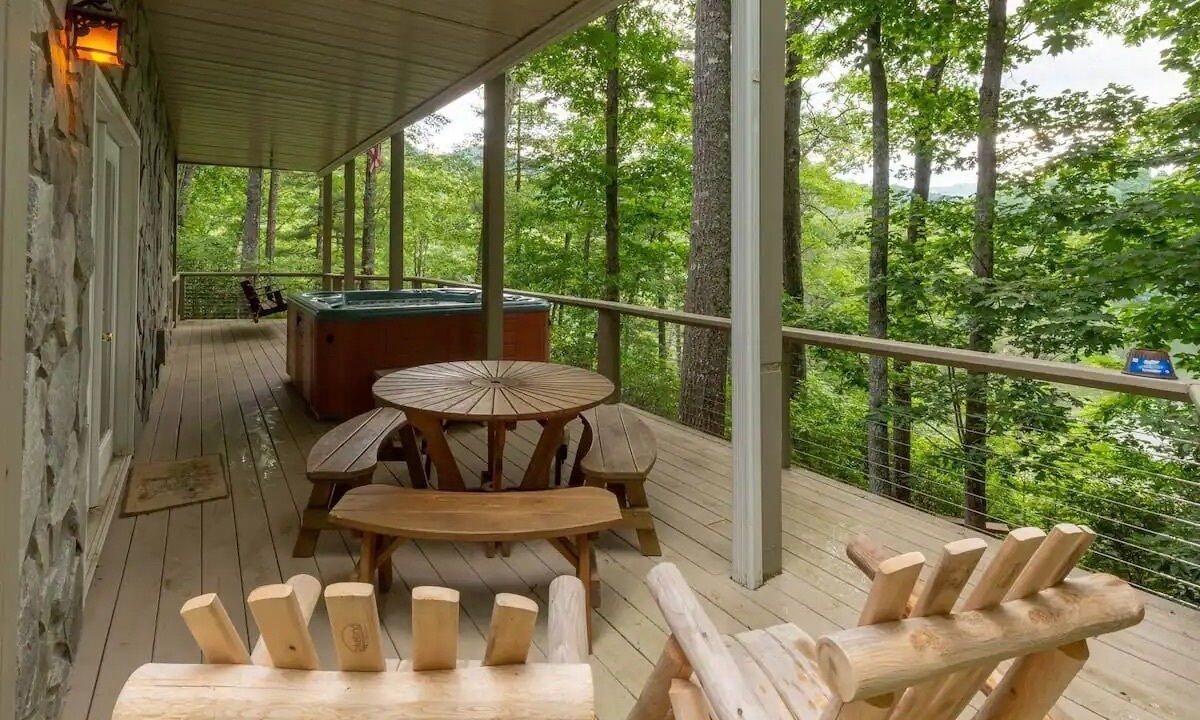Photo of Outdoor in Tuckasegee