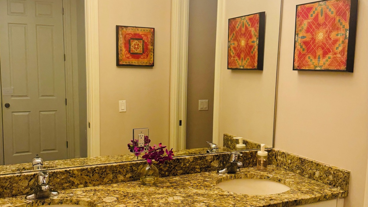 Photo of Bathroom in Ole