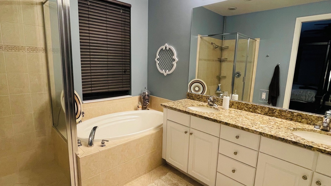 Photo of Bathroom in Ole