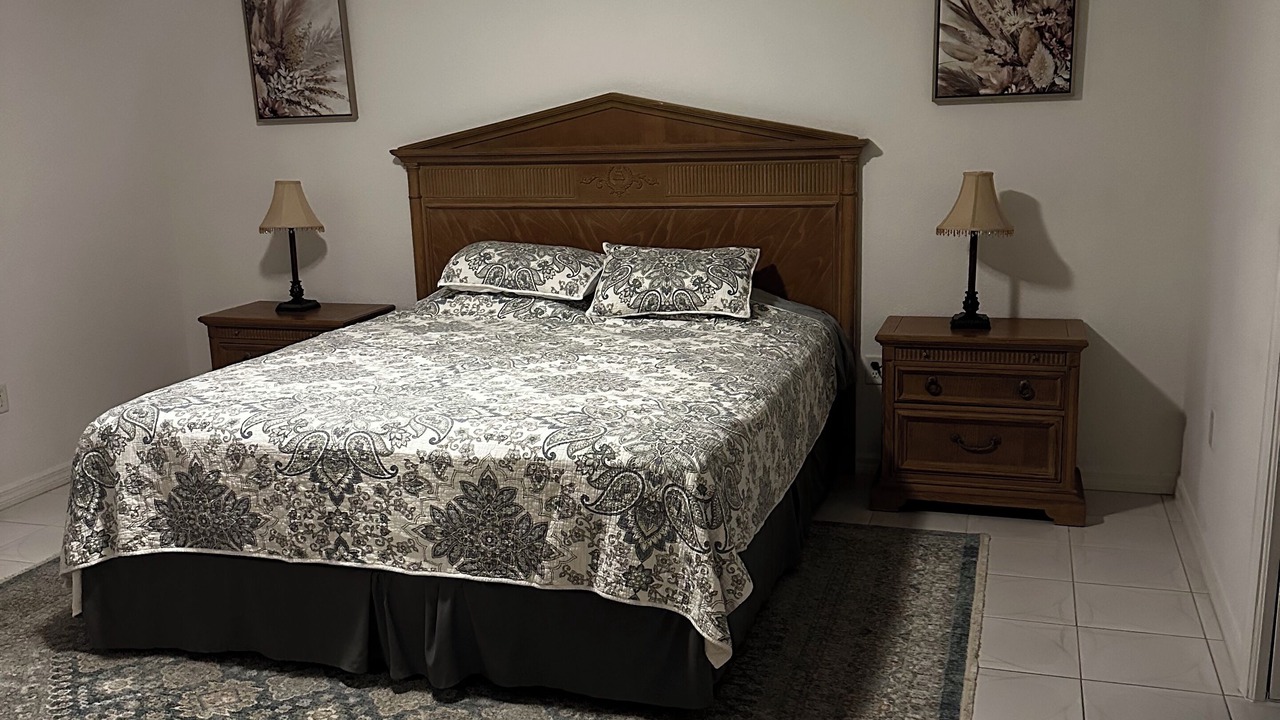 Photo of Bedroom in Warm Mineral Springs