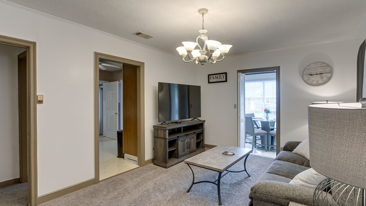 Photo of Livingroom in Waycross
