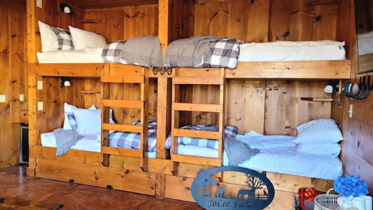 Photo of Bedroom in Comer