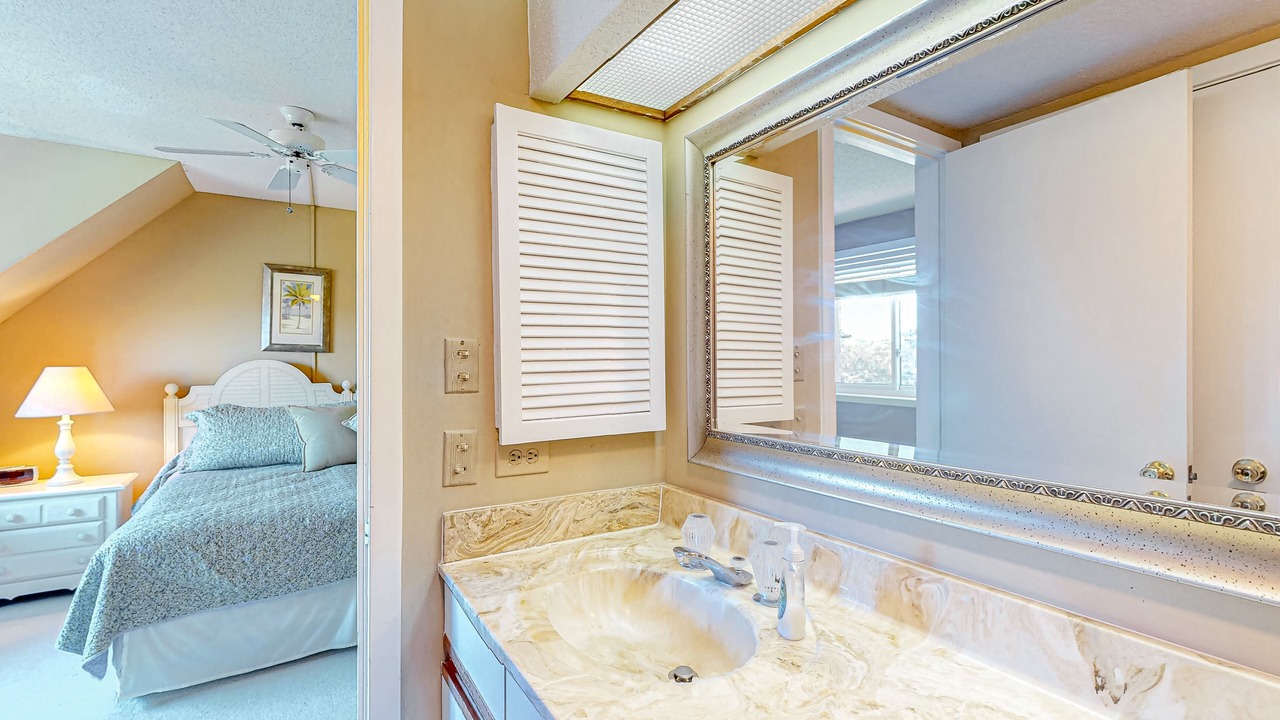 Photo of Bathroom in Shelter Cove