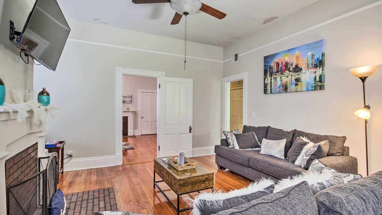 Photo of Livingroom in Olde Town Augusta