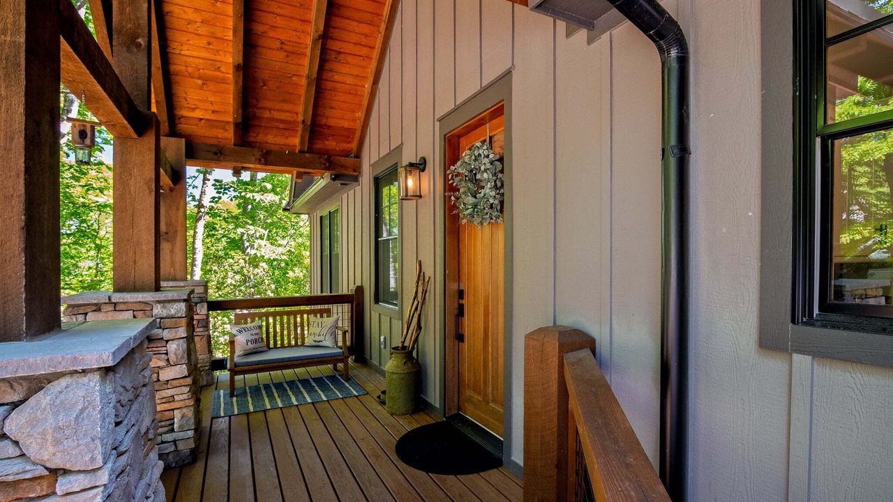 Photo of Patio Balcony in Brevard