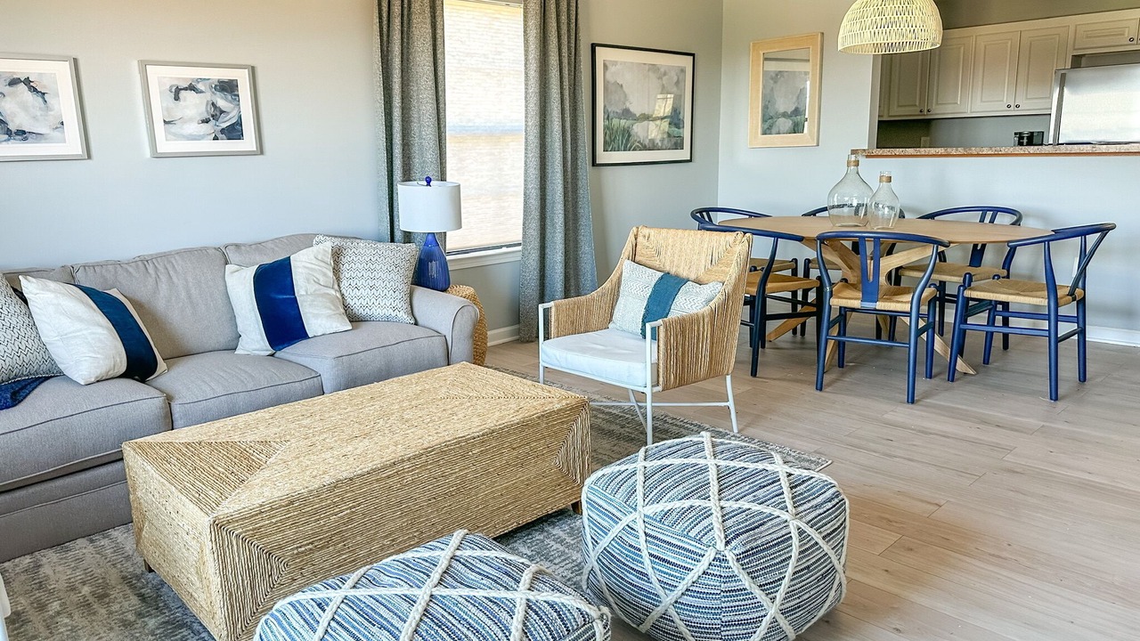 Photo of Livingroom in Six Mile