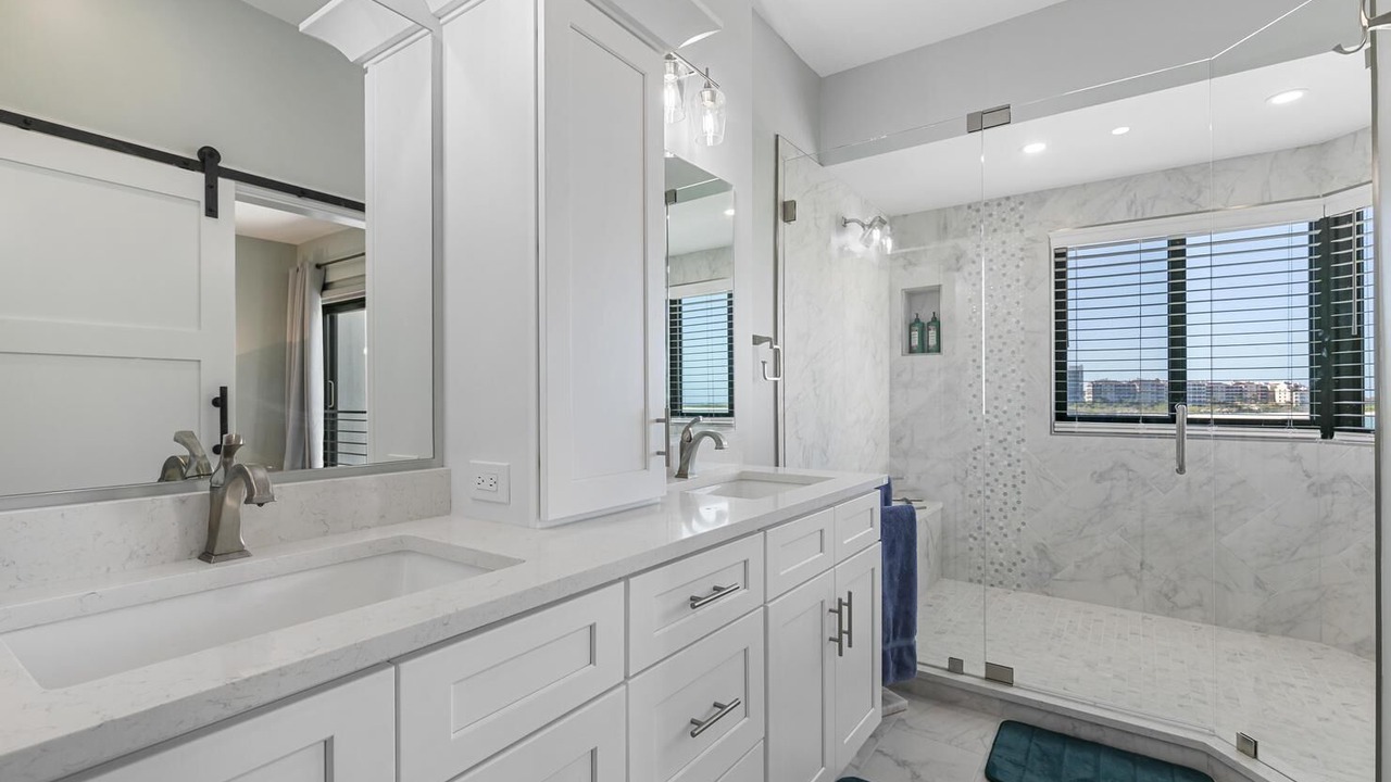 Photo of Bathroom in Isles of Capri