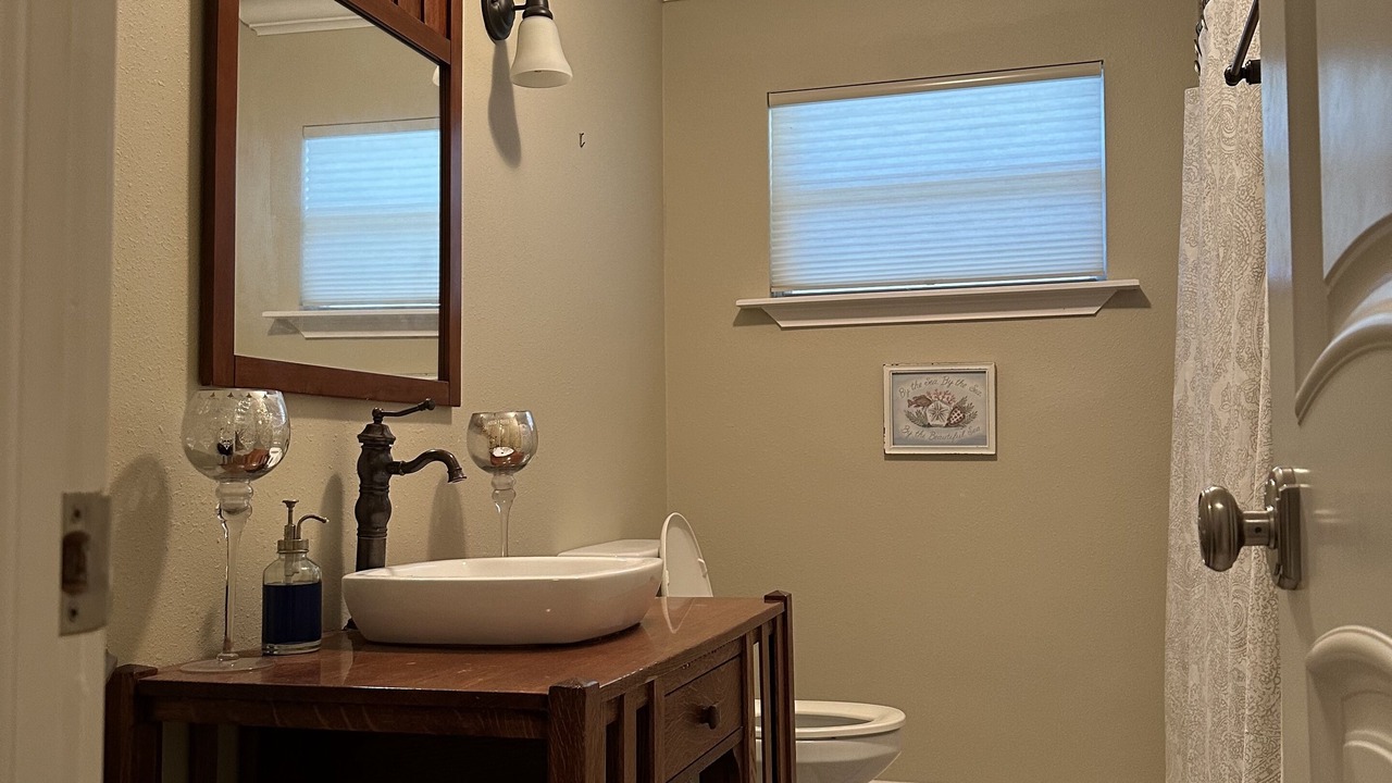 Photo of Bathroom in Shore Acres