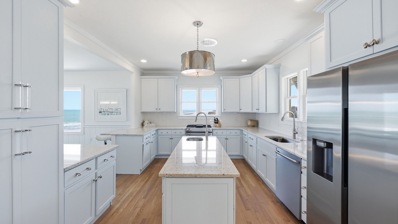 Photo of Kitchen in Debordieu Colony