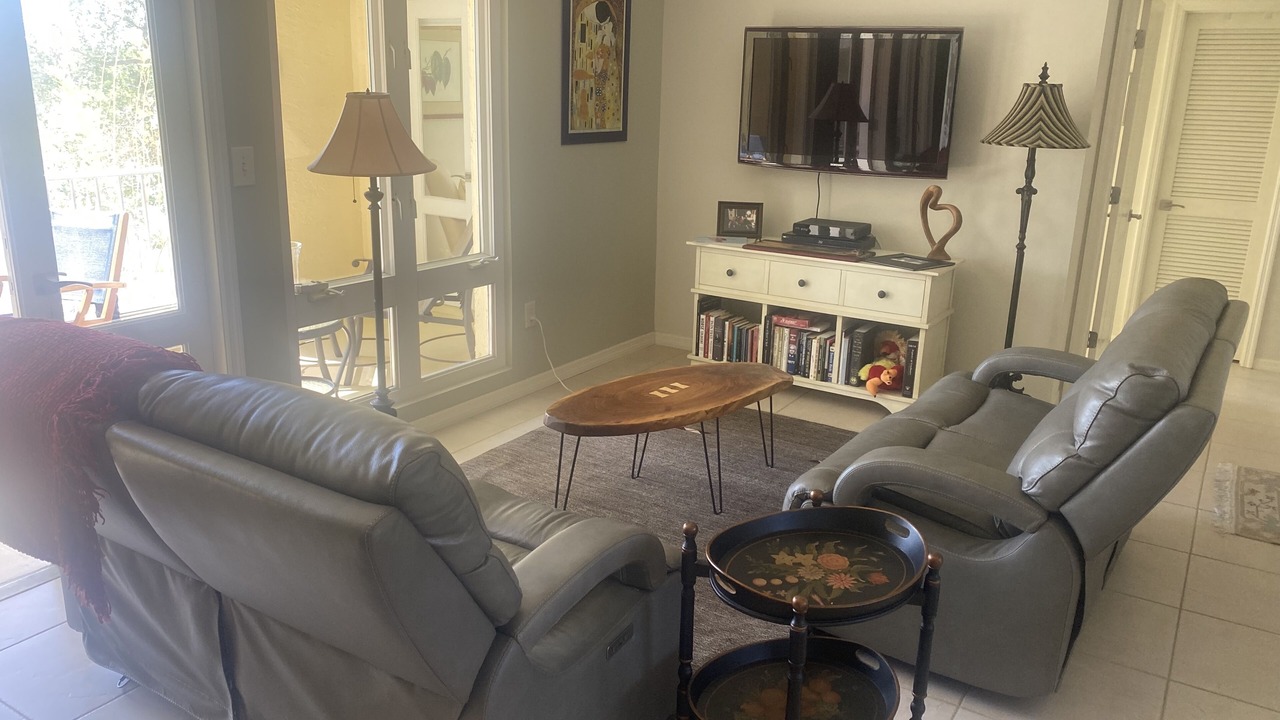 Photo of Livingroom in Grand Harbor