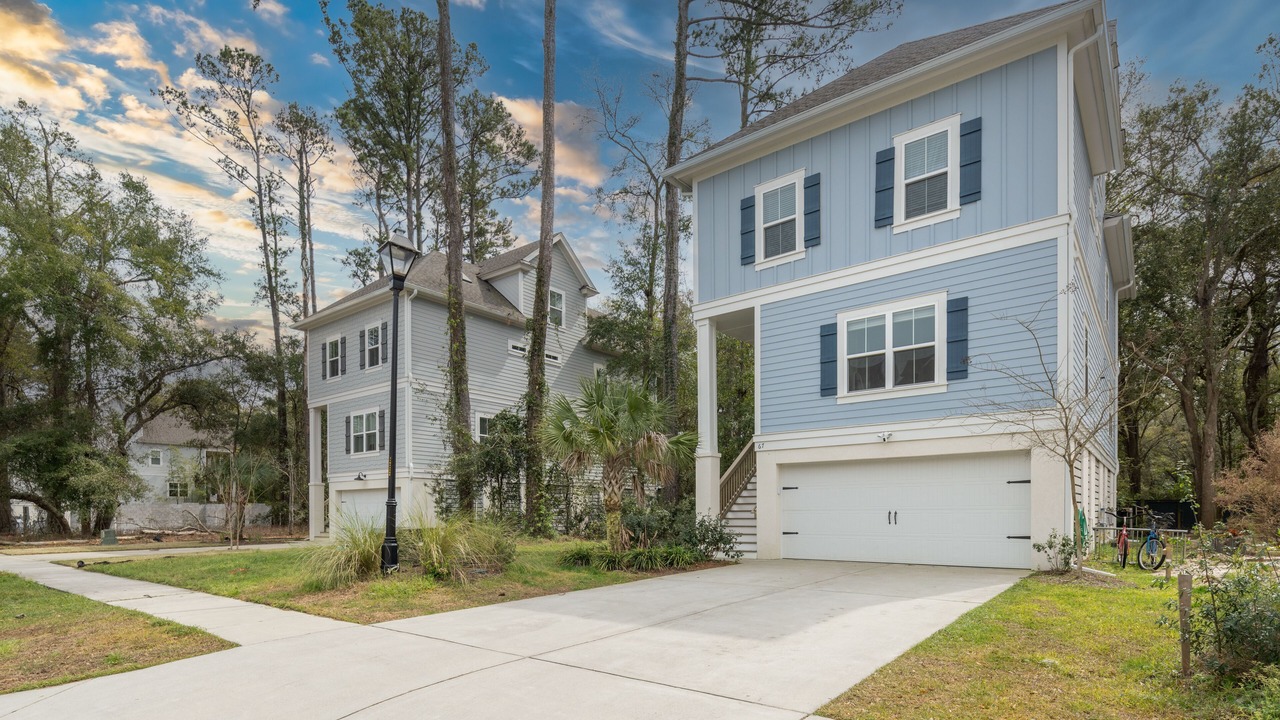 Photo of Outdoor in Folly Field