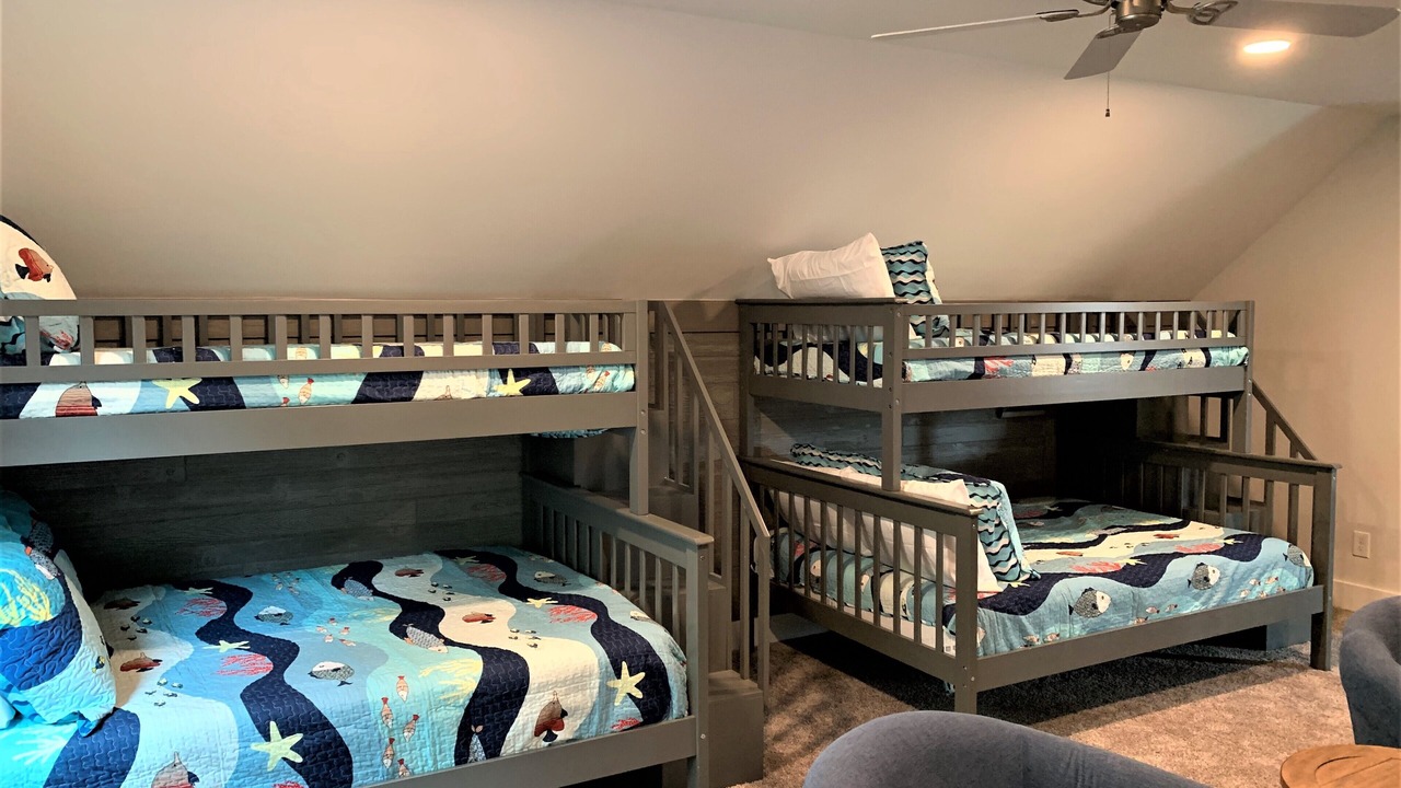 Photo of Bedroom in Folly Field