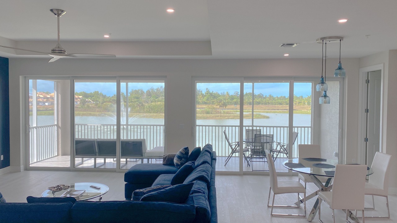 Photo of Livingroom in Naples