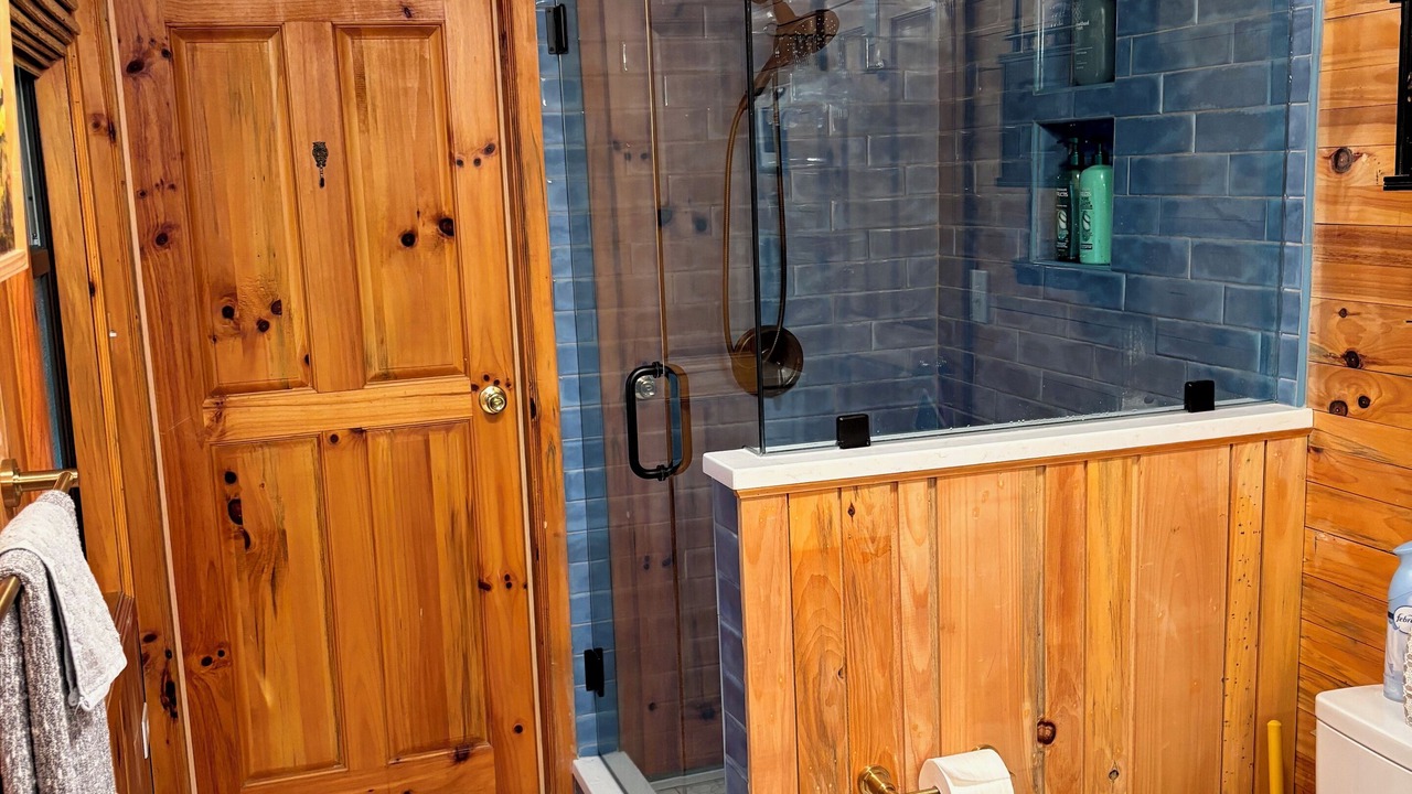 Photo of Bathroom in Seneca